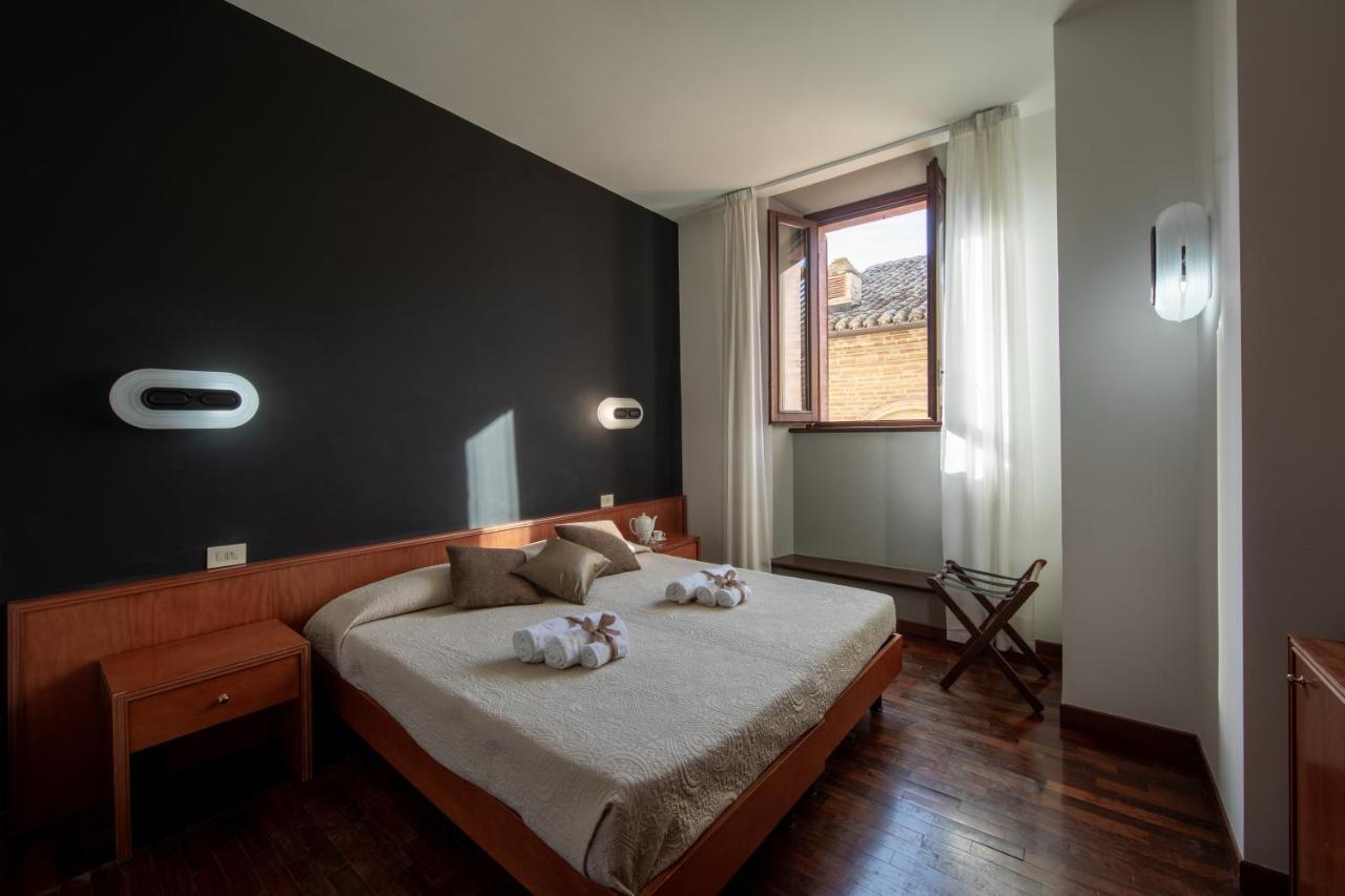 Hotel Grimaldi Treia Екстер'єр фото
