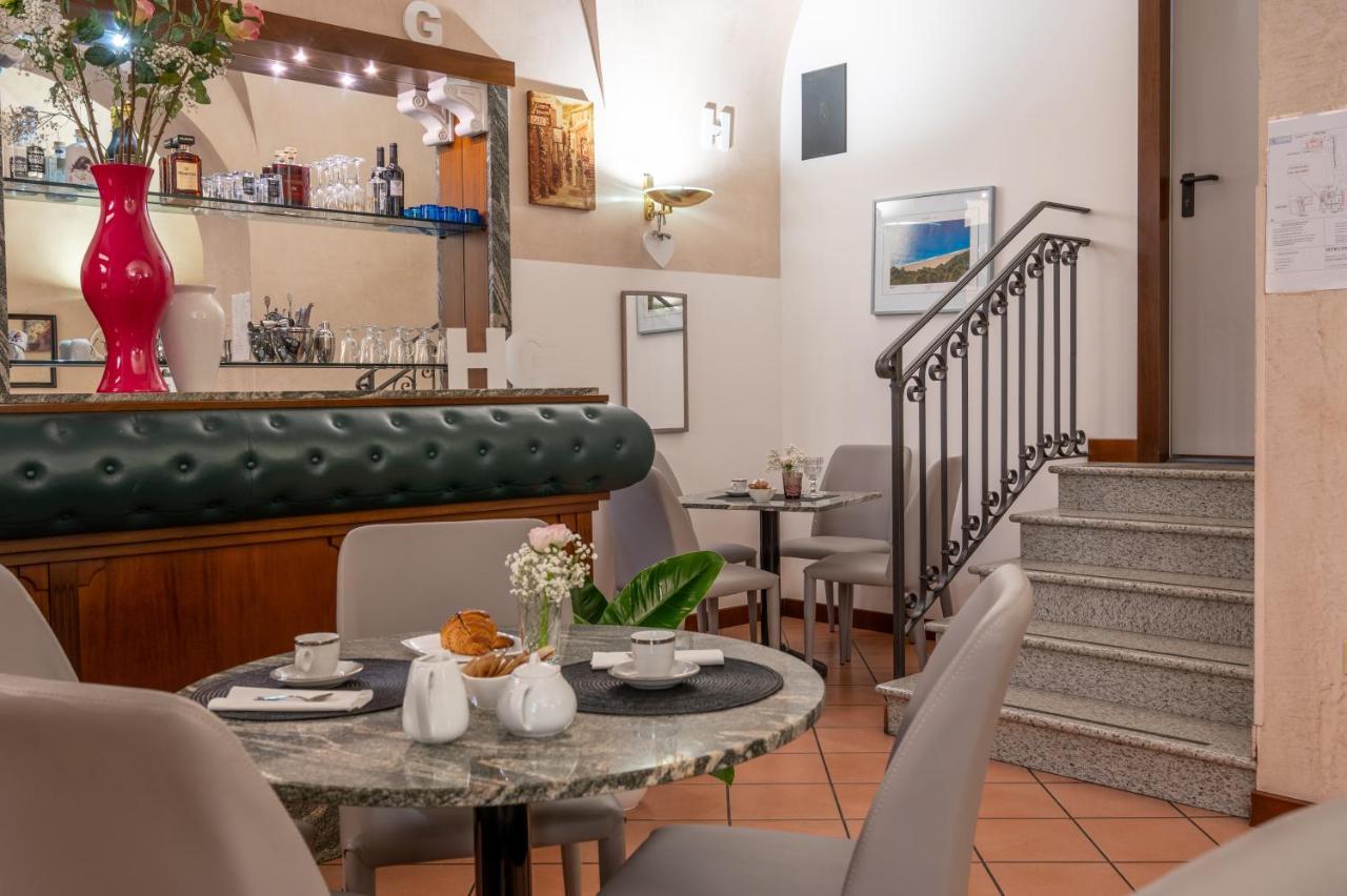 Hotel Grimaldi Treia Екстер'єр фото